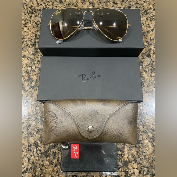 Authentic Ray-Ban Aviators - Picture 3 of 4